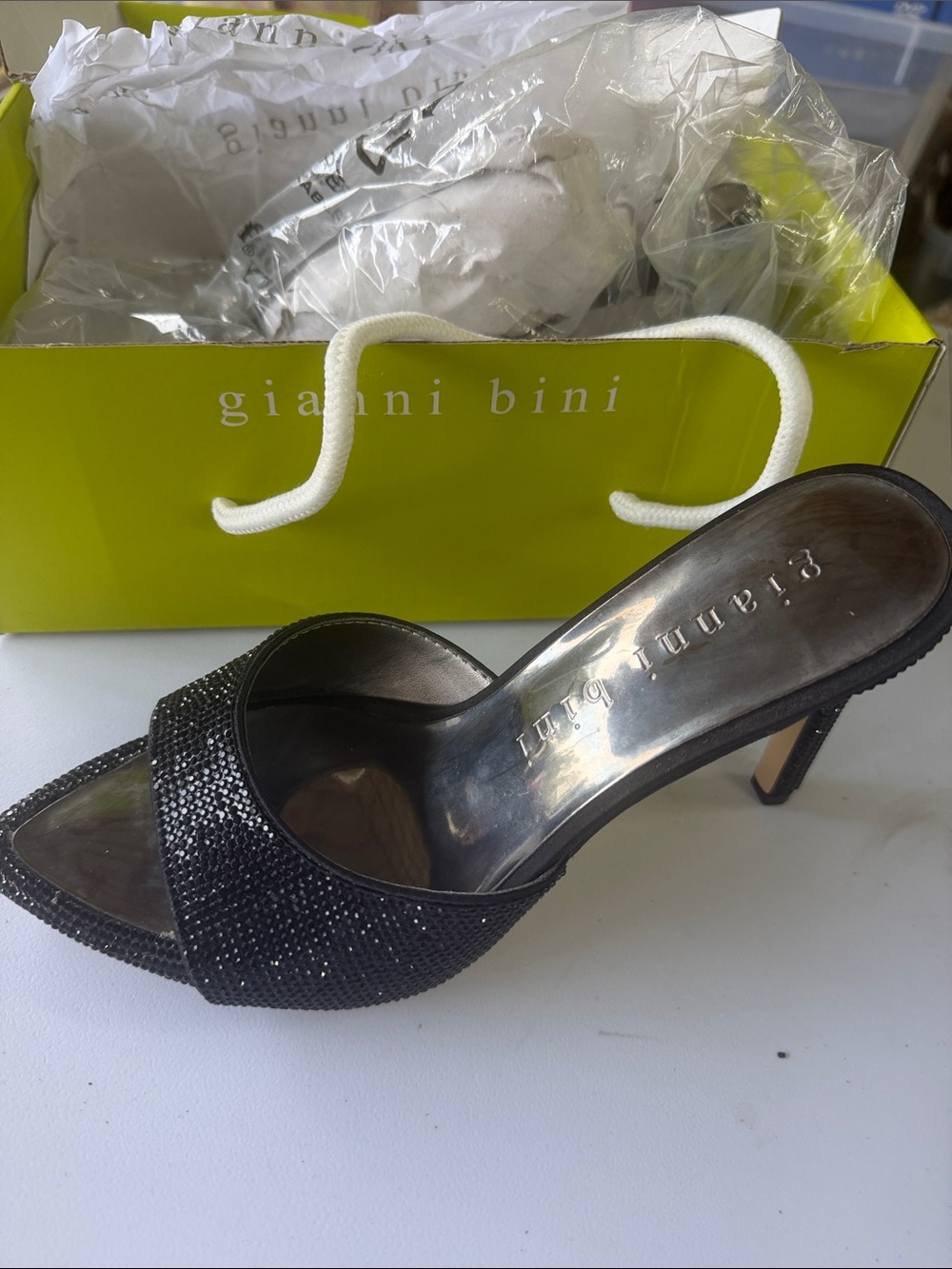 Gianni Bini Black Sparkle Pointed Toe Mule Heels 6.5